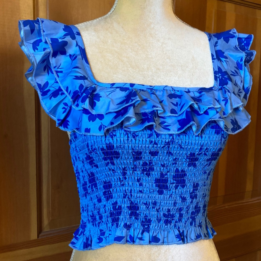 Lavishly Paris Floral Ruffle Tee Tank. - Picture 4 of 16